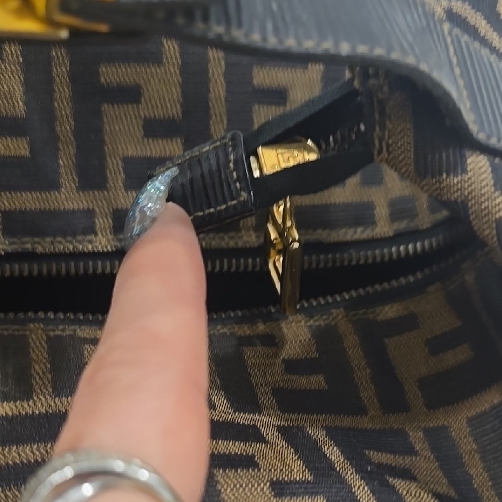 Fendi Vintage Vanity Zucca Print  Monogram Bag - Picture 11 of 12